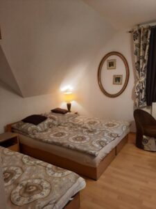 Home image0000011
