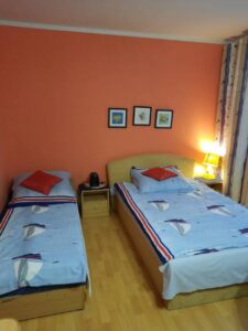 Home image0000091